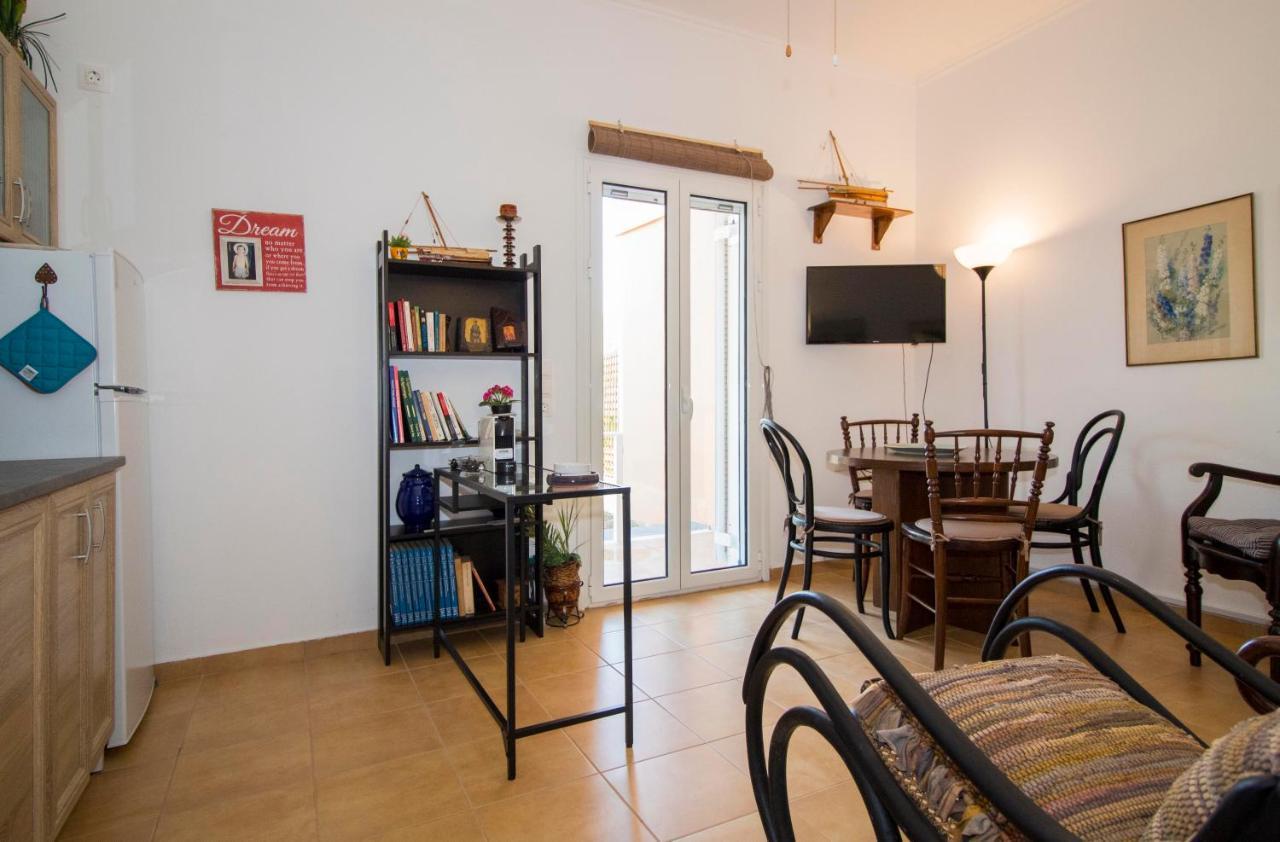 Laconian Collection Mavrovouni Beach House Gythio Buitenkant foto