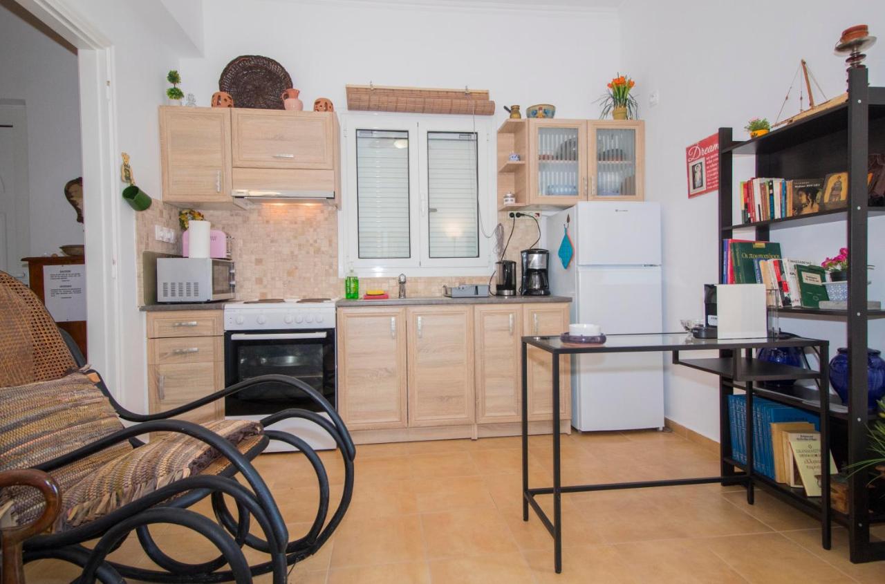 Laconian Collection Mavrovouni Beach House Gythio Buitenkant foto