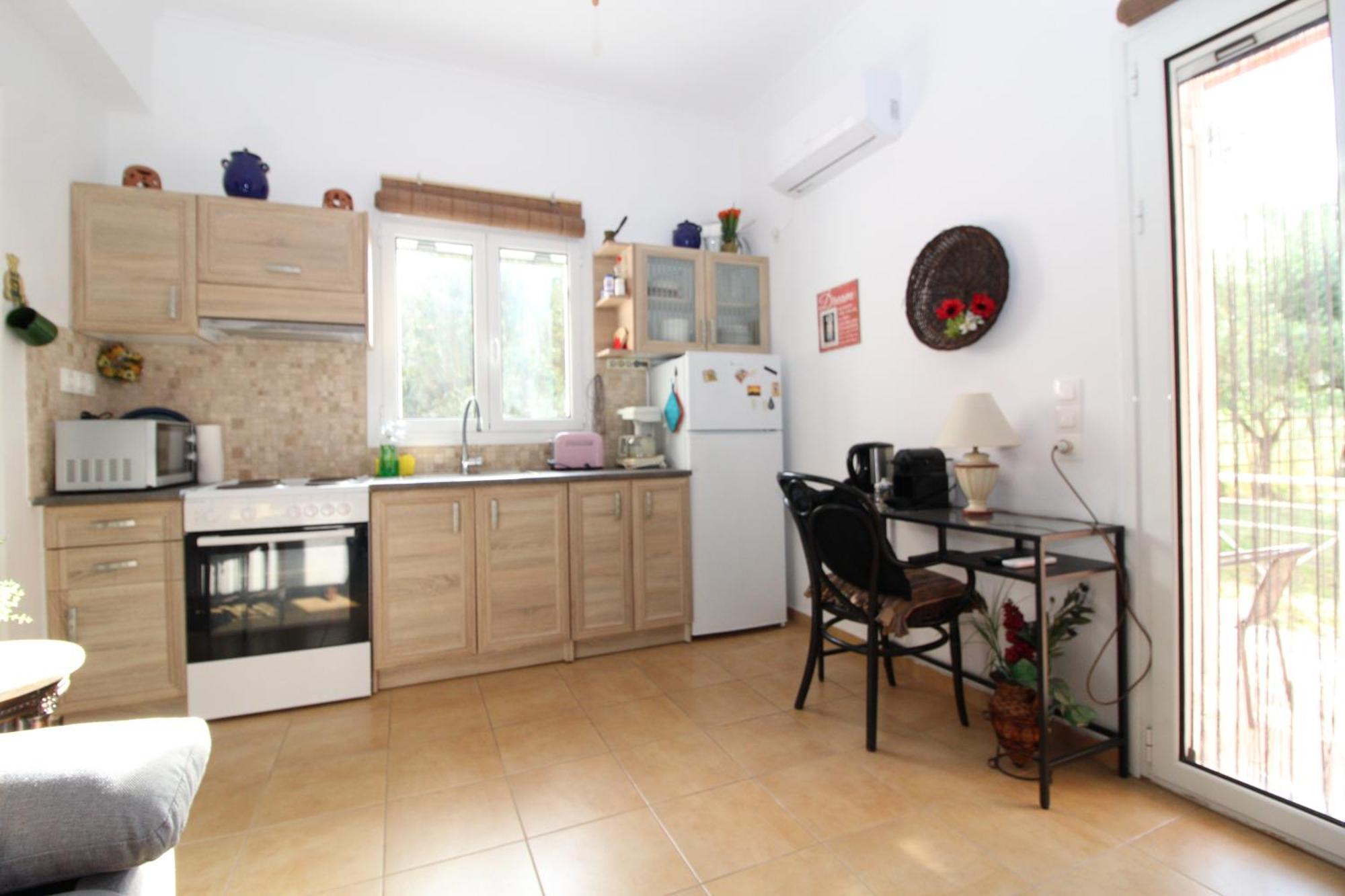 Laconian Collection Mavrovouni Beach House Gythio Buitenkant foto