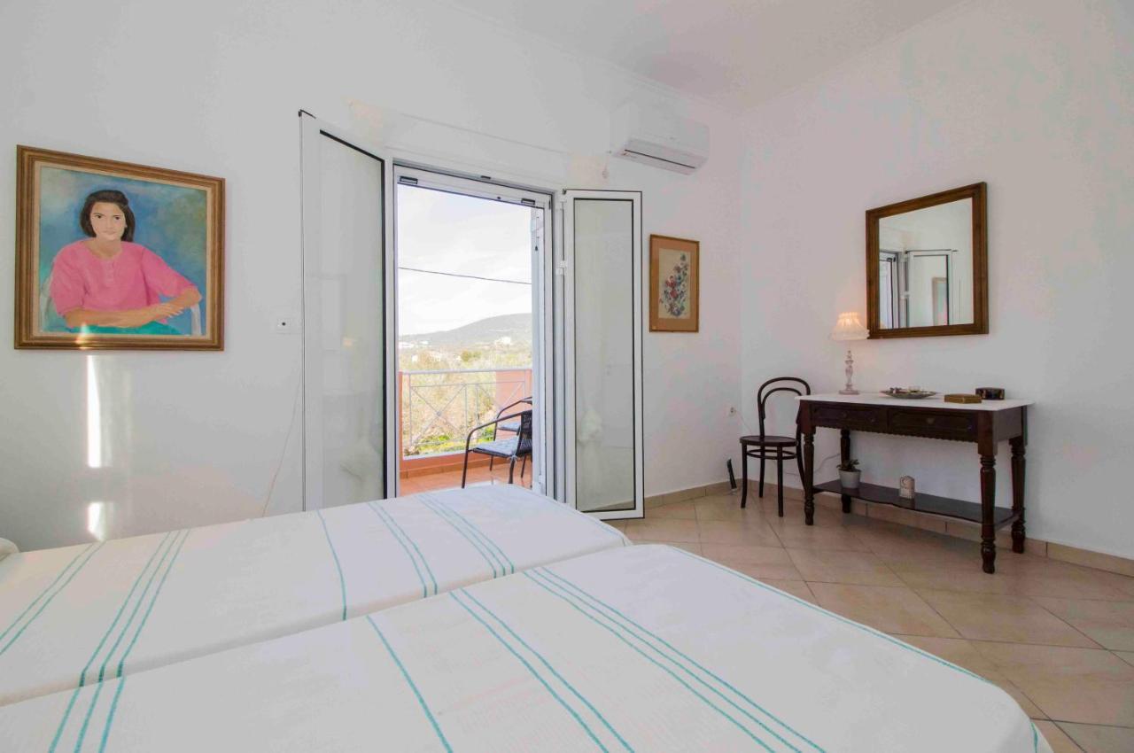 Laconian Collection Mavrovouni Beach House Gythio Buitenkant foto